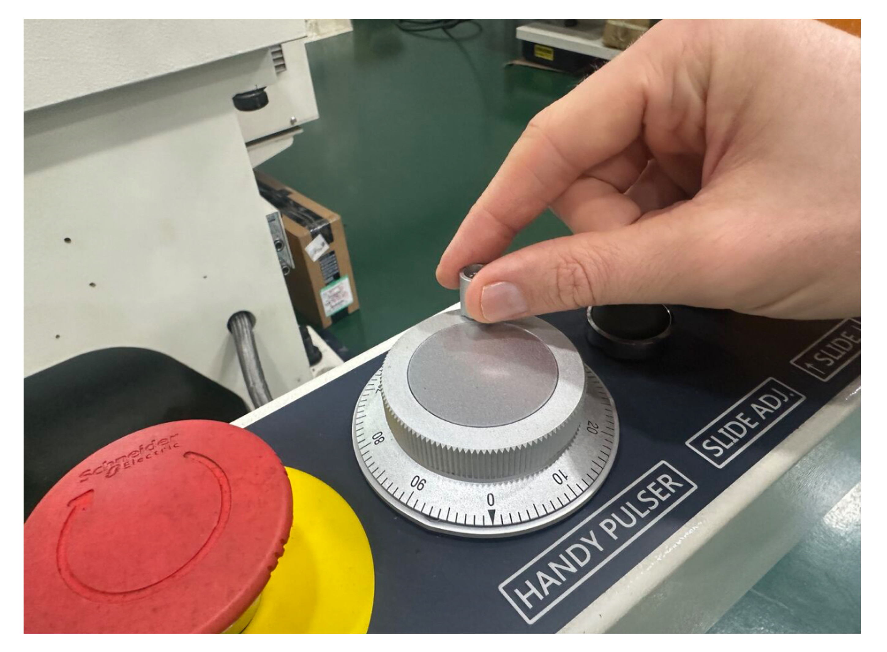 A Key Feature of SEYI's Servo Press: The Handy Pulsar.