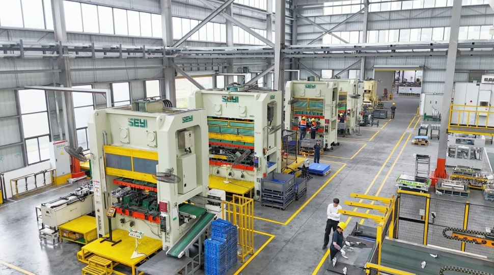 Almost all stamping equipment used across Shiuan Yue's five manufacturing facilities comes from SEYI.